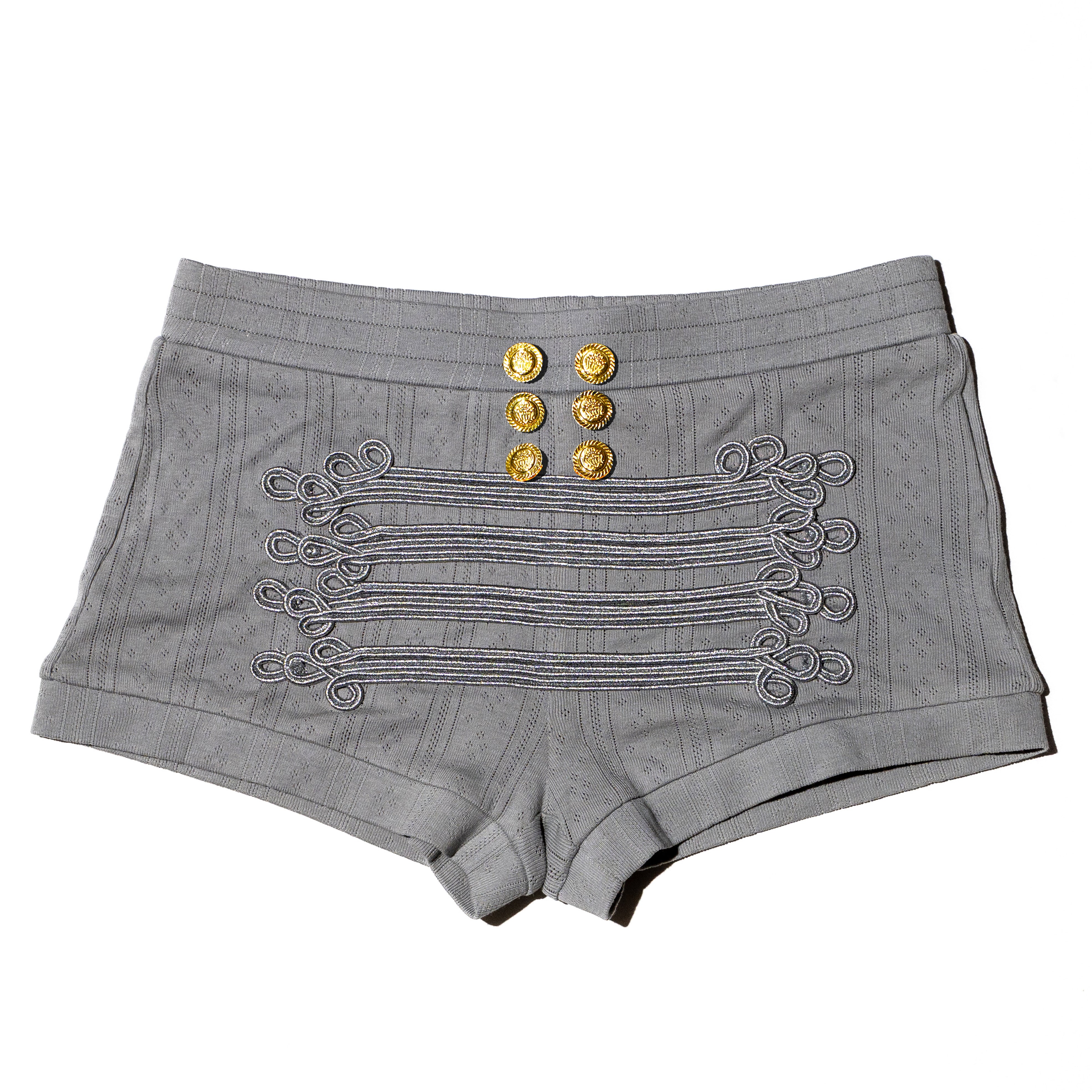 Shorts – Praying