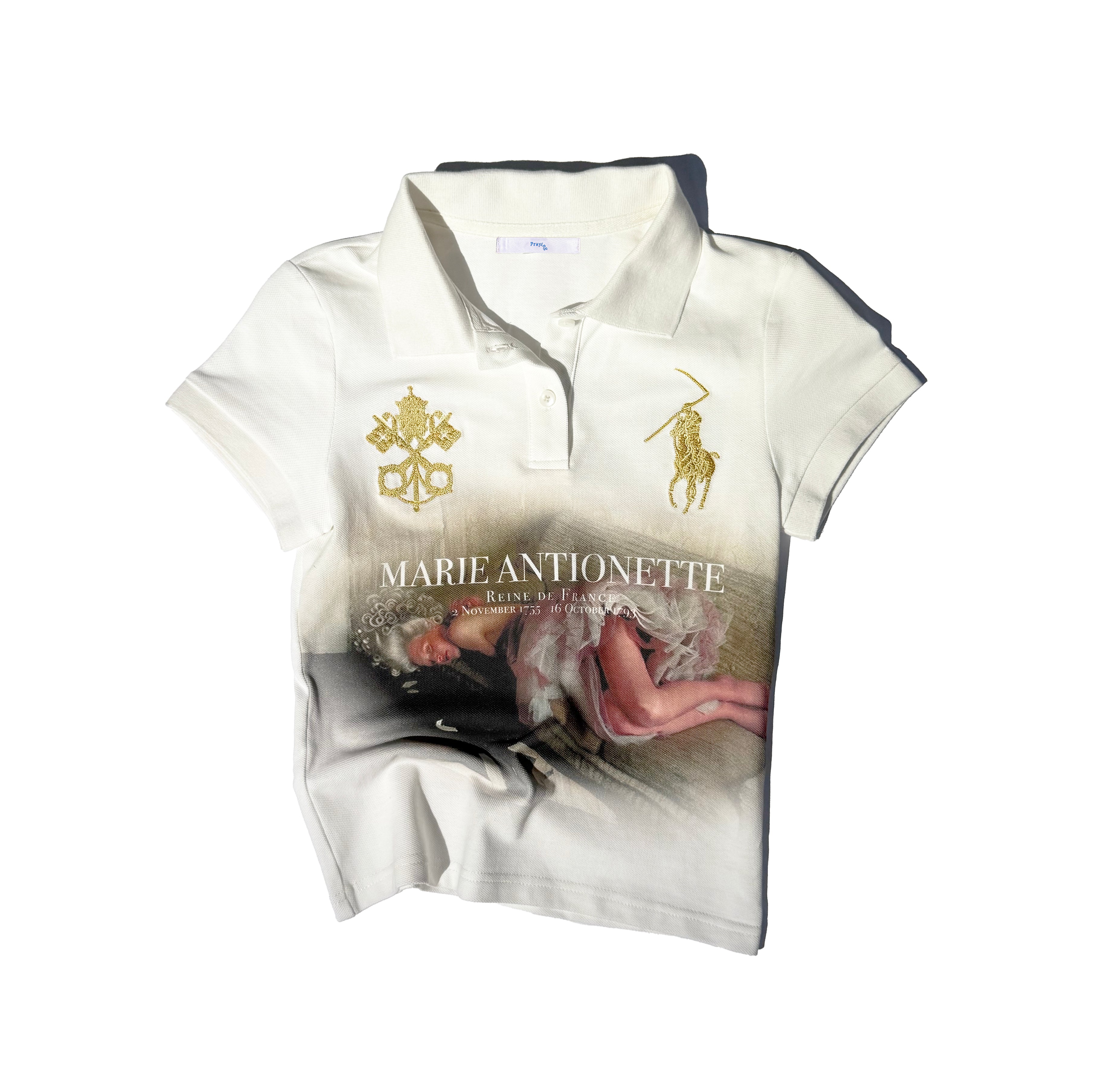 TOPS & TEES – Praying